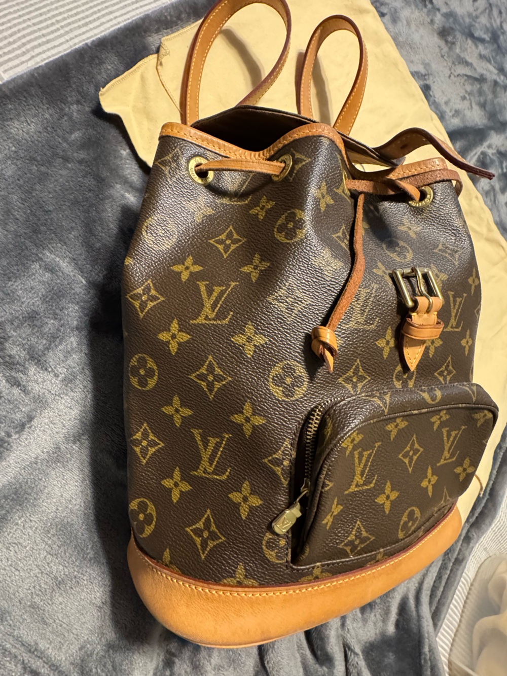 Louis Vuitton Monogram Canvas Drawstring Backpack with Tan Trim - Picture 4 of 15